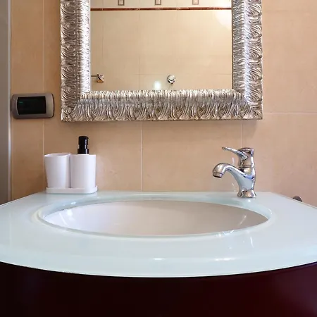 Primopiano - Arrivabene Apartment *